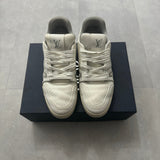 LV White Trainer